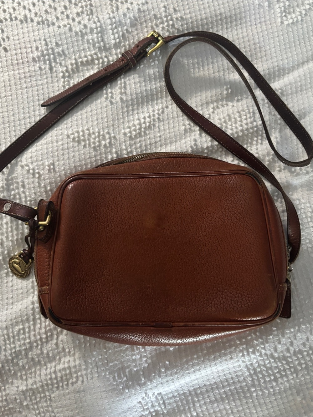 Vintage ‘90s Dooney & Bourke Crossbody Cognac Orange Brown Leather Purse - Picture 3 of 13